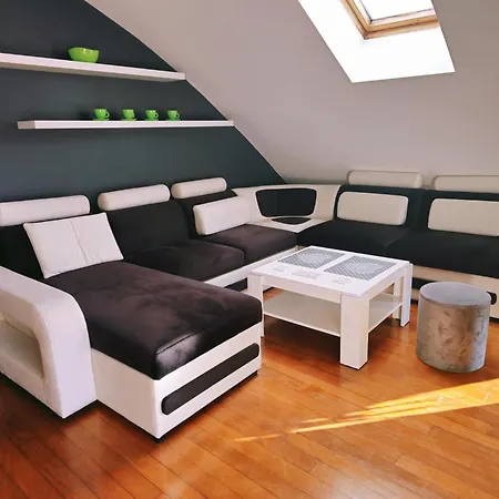 Rum i privatbostad Moari Goscinne *